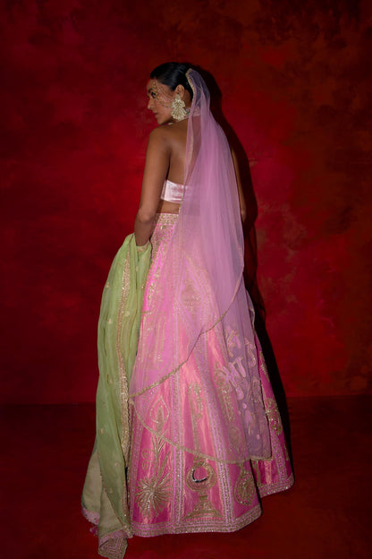 ‘Rose Rabdi’ Lehenga