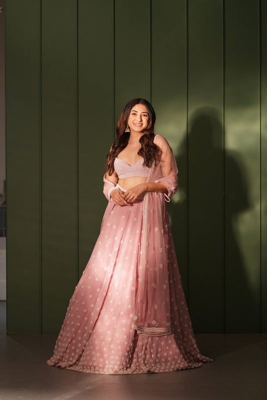 AASHNA SHROFF In Jhoomar Powder Pink Flower Lehenga Set