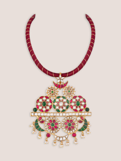 Avira Pink Green Kundan Necklace Set