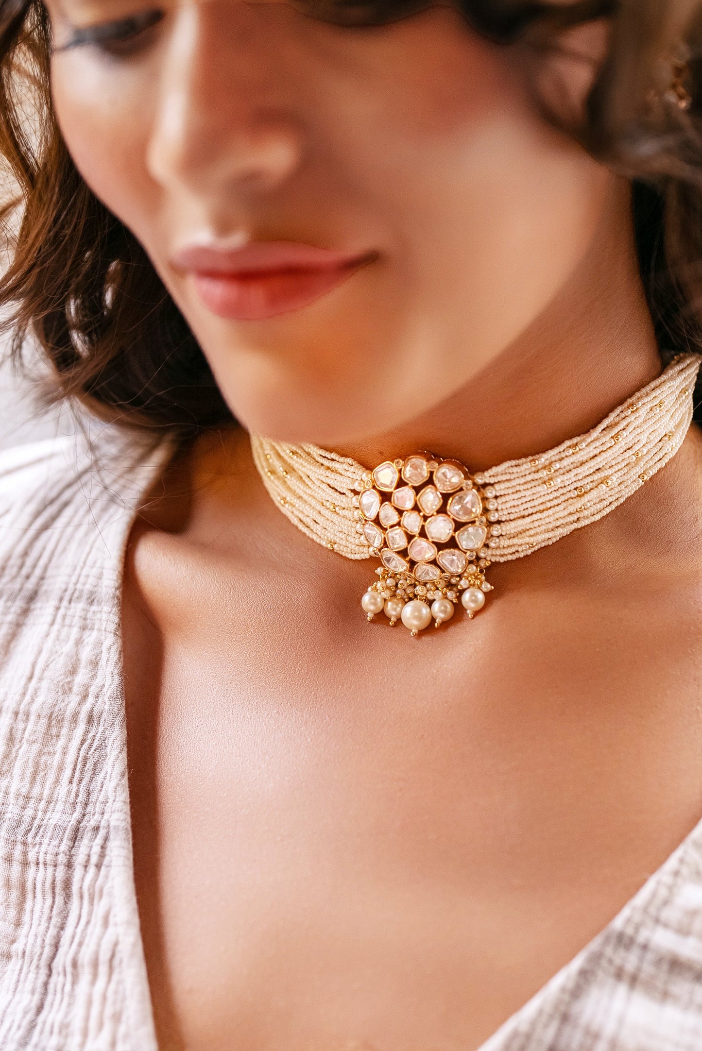 Vrishti White Pearl Kundan Choker