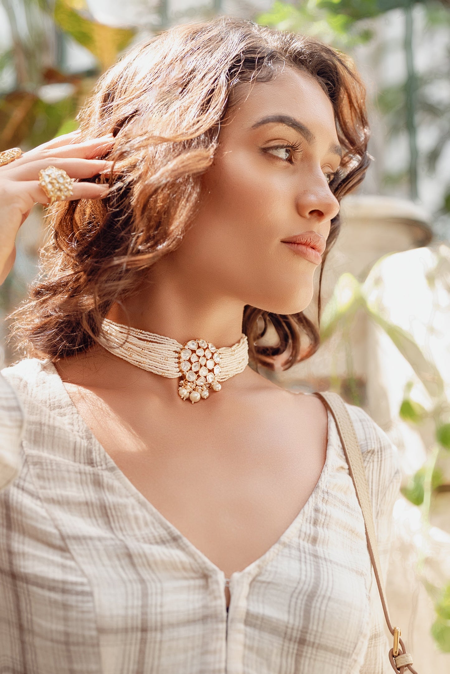 Vrishti White Pearl Kundan Choker