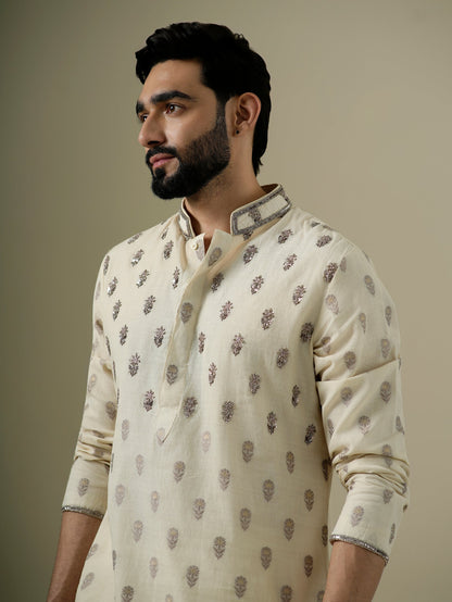 Noor Buta Kurta Set