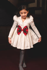 SNOW WHITE - The Pony & Peony Co.