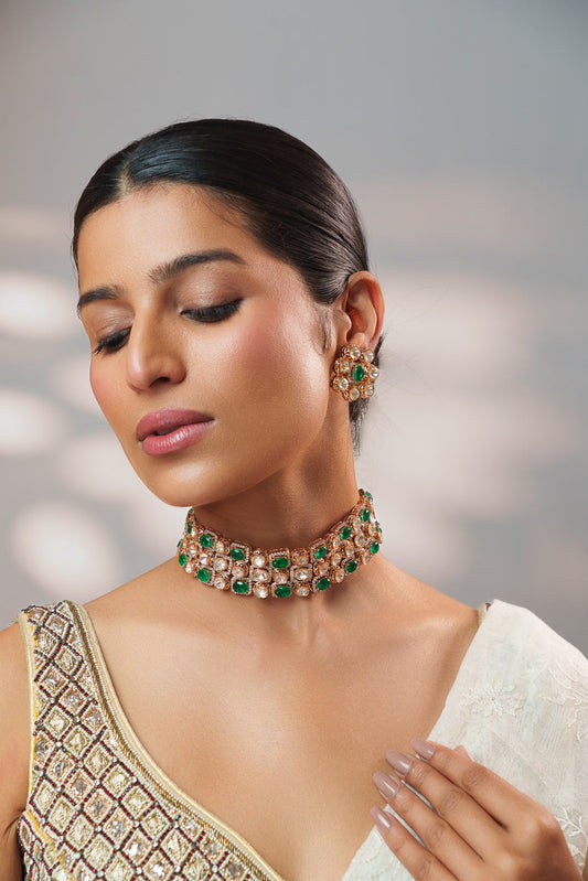 Chakshu Green Kundan Choker