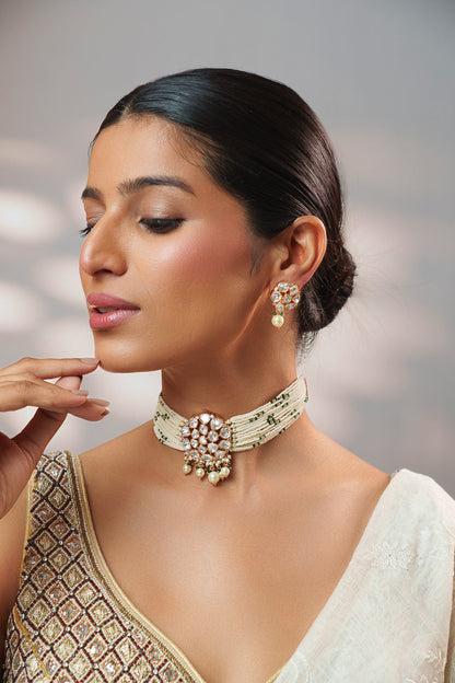 Vrishti Green Pearl Kundan Choker