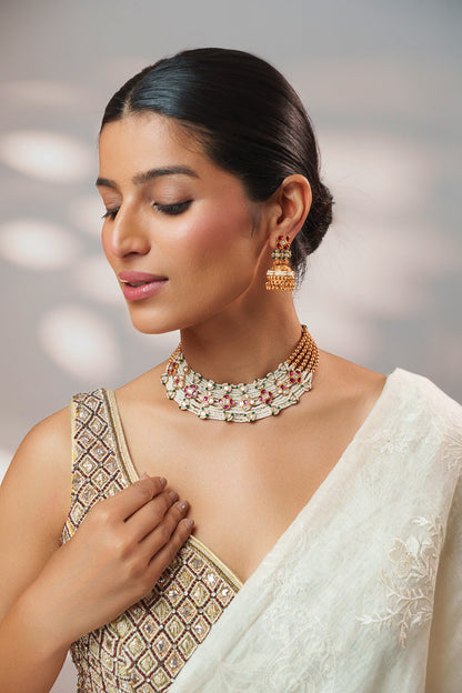 Aahana White Pearl Kundan Necklace Set