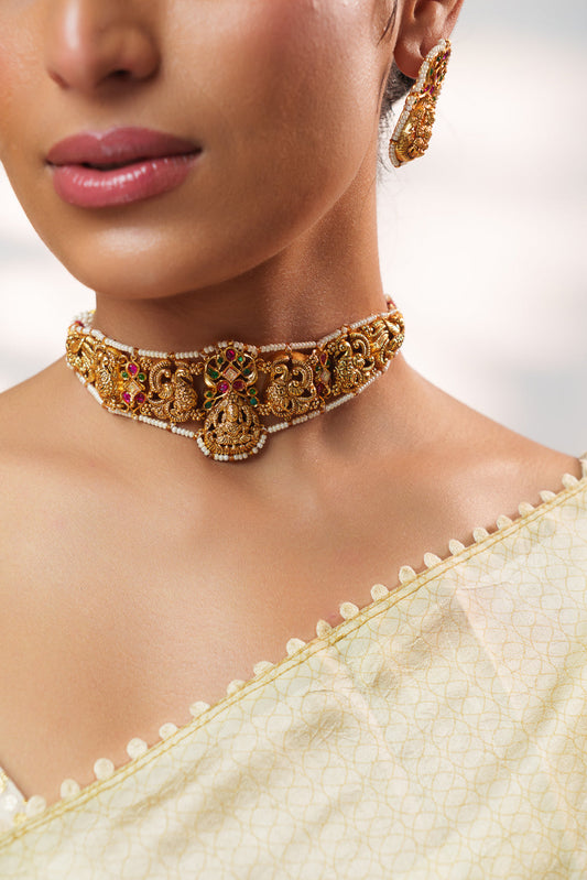 Avnita Gold Finish Temple Kundan Necklace Set