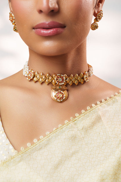 Avnika Gold Finish Temple Kundan Necklace Set
