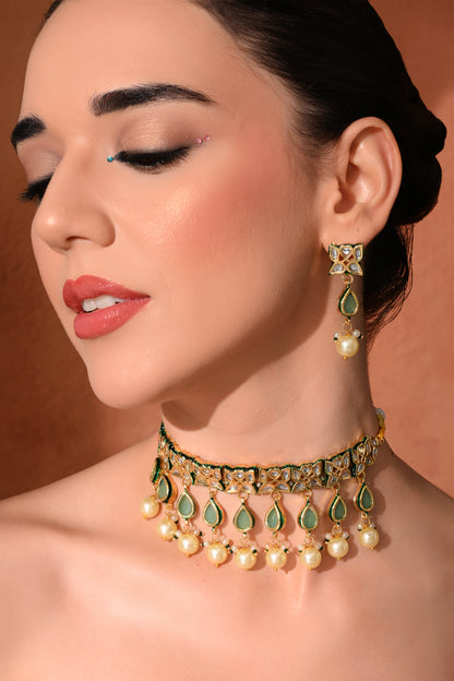 Gold plated ethnic  chokar set with earings
