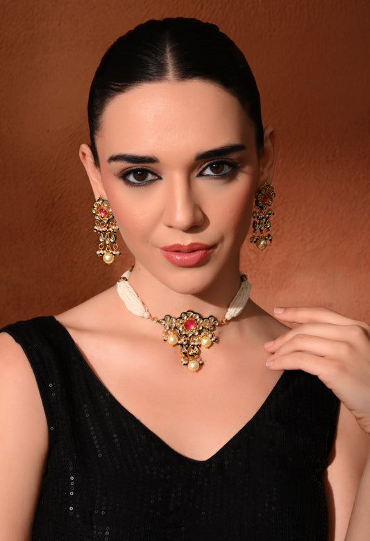 Gold plated   ethnic chokar set with earings