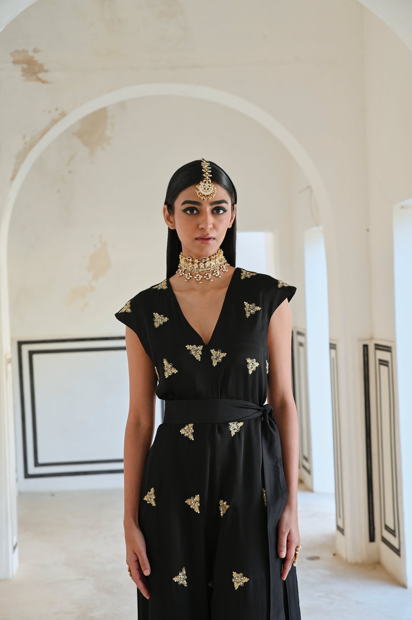 SMALL FLORAL BUTTI EMBROIDERED LOOSE JUMPSUIT- EC-JS-RAHI25-14- Black