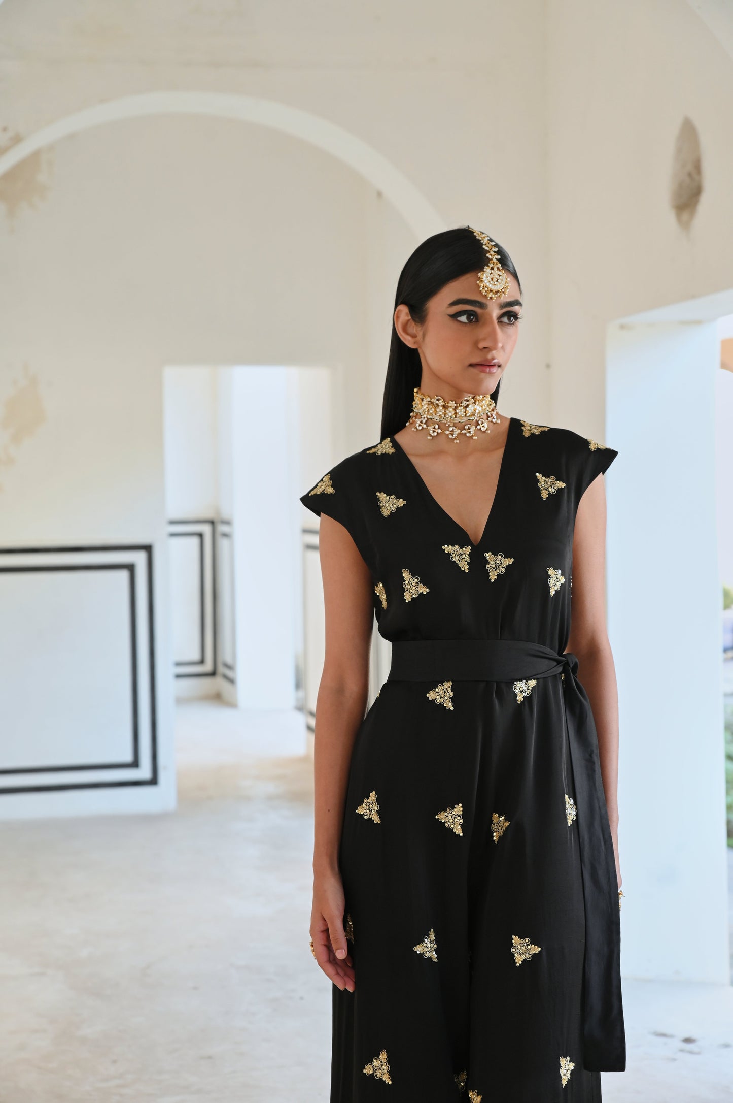 SMALL FLORAL BUTTI EMBROIDERED LOOSE JUMPSUIT- EC-JS-RAHI25-14- Black