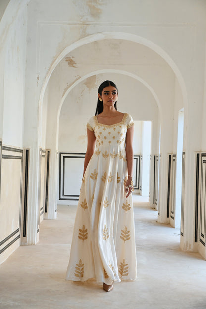 IVORY CAP SLEEVE FLORAL BUTTI EMBROIDERED 12 KALI ANARKALI WITH DUPATTA- EC-AK-RAHI25-04- Ivory