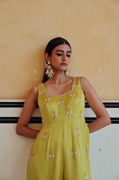 LIME SQUARE NECKLINE FLORAL BUTTI EMBROIDERED FLARED JUMPSUIT- EC-JS-RAHI25-16- Lime