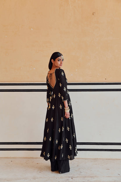 BLACK FLORAL BUTTI EMBROIDERED 12 KALI ANARKALI WITH PALAZZO & DUPATTA- EC-AK-RAHI25-03- Black