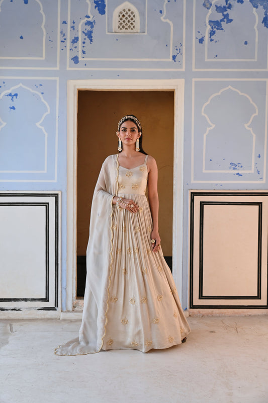 GREY BROAD STEP 3 BUTTI EMBROIDERED ANARKALI WITH DUPATTA- EC-AK-RAHI25-08-Beige