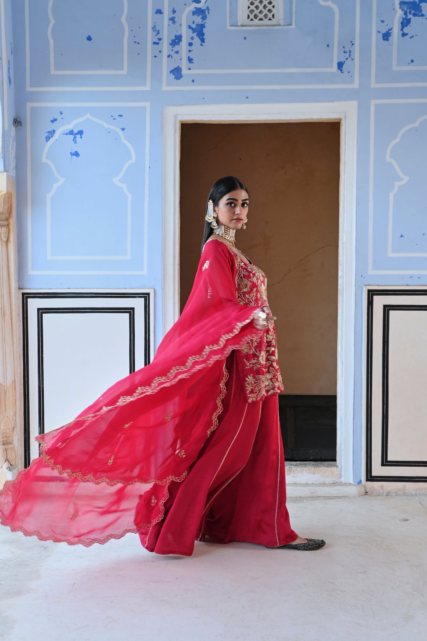 RED SQUARE NEKLINE BIG FLOWER JAAL EMBROIDERED SHORT KURTA WITH PALAZZO AND DUPATTA- EC-SH-RAHI25-12-Red