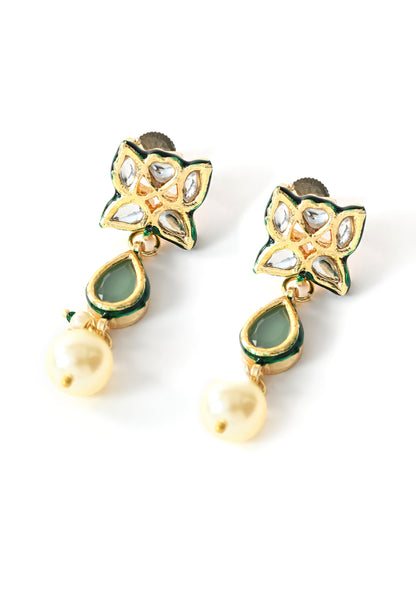Gold plated ethnic  chokar set with earings