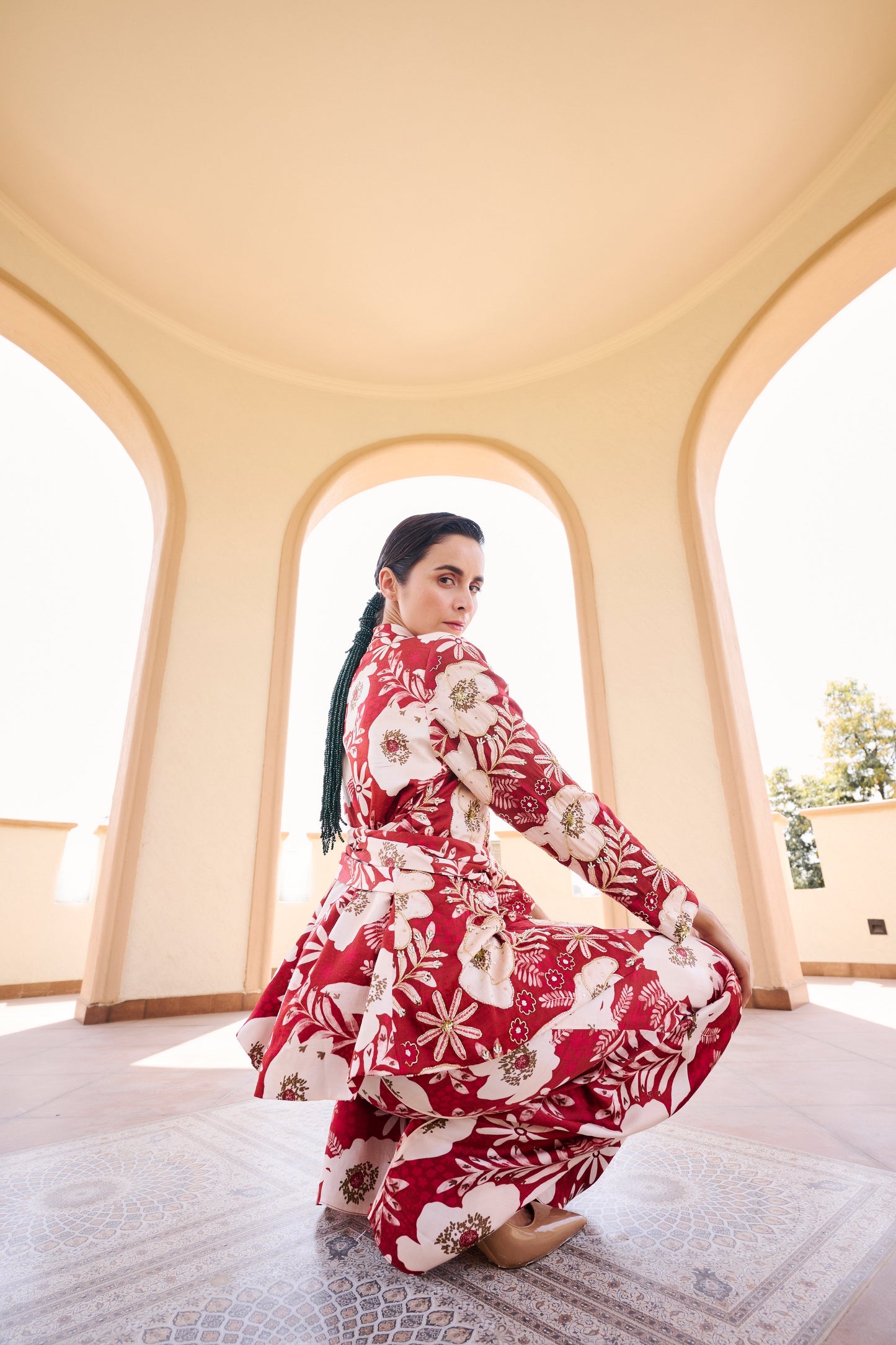 SAINA NEHWAL IN FLORAL PRINT EMBROIDERED TIE-KNOT JACKET WITH PANT- EC-JP-EG24-20- MaroonWhite