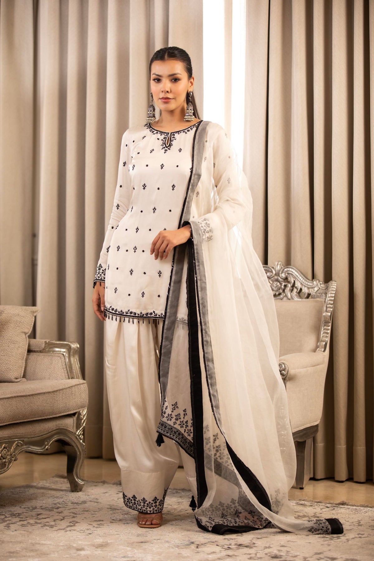 Black On White Kurta Set