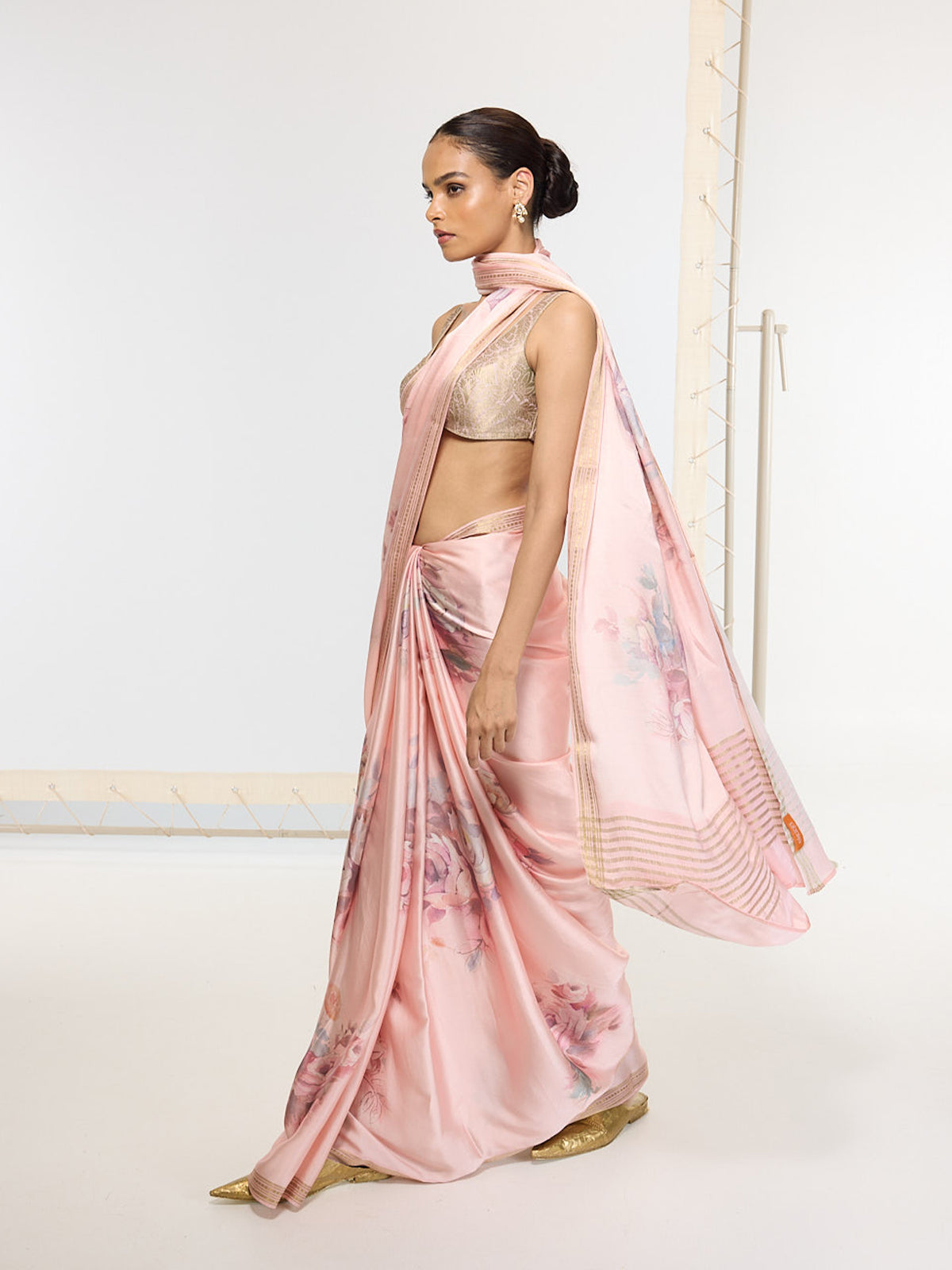 Handwoven Rose Quartz Printed Saree