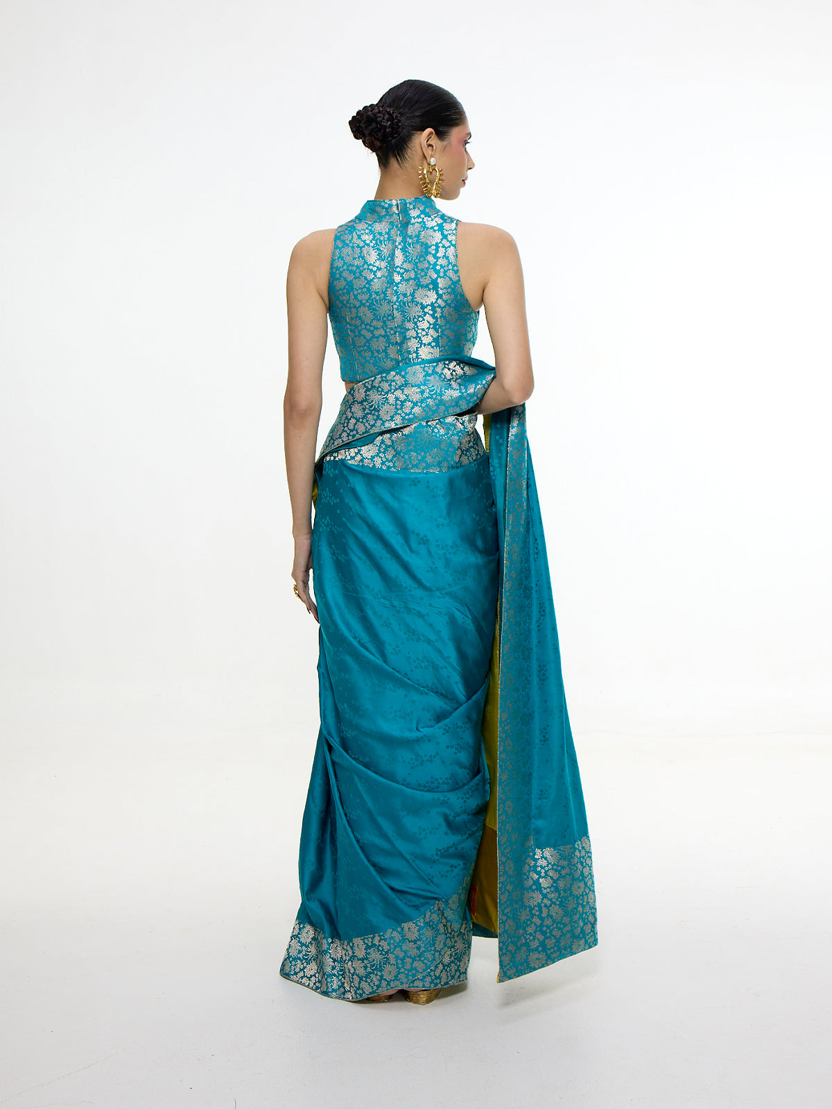 Handwoven Coral Blue Saree