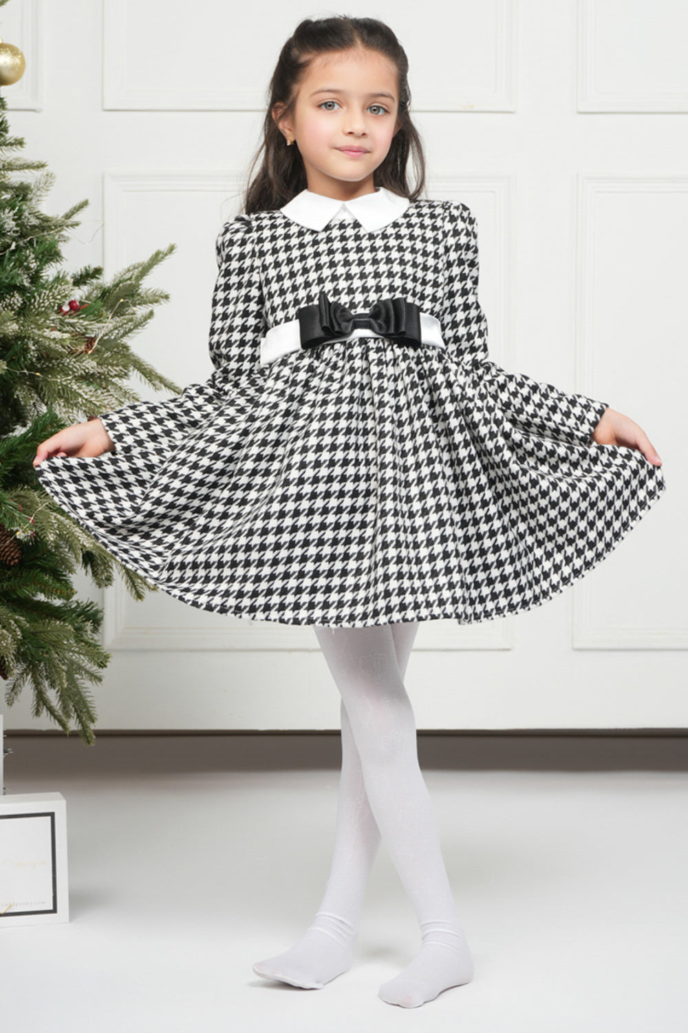 B/W HOUNDSTOOTH DRESS