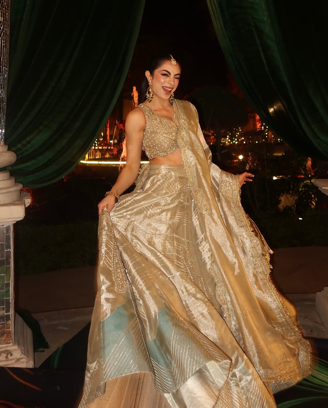 Ravkirat Kaur Pearl gold silk zari tissue lehnga set