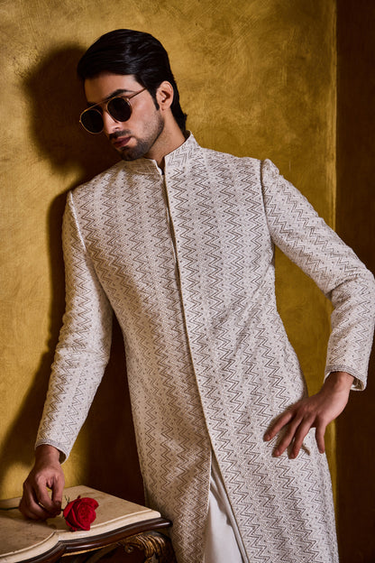Ivory Sherwani Zig Zag Pattern Silver Work Set