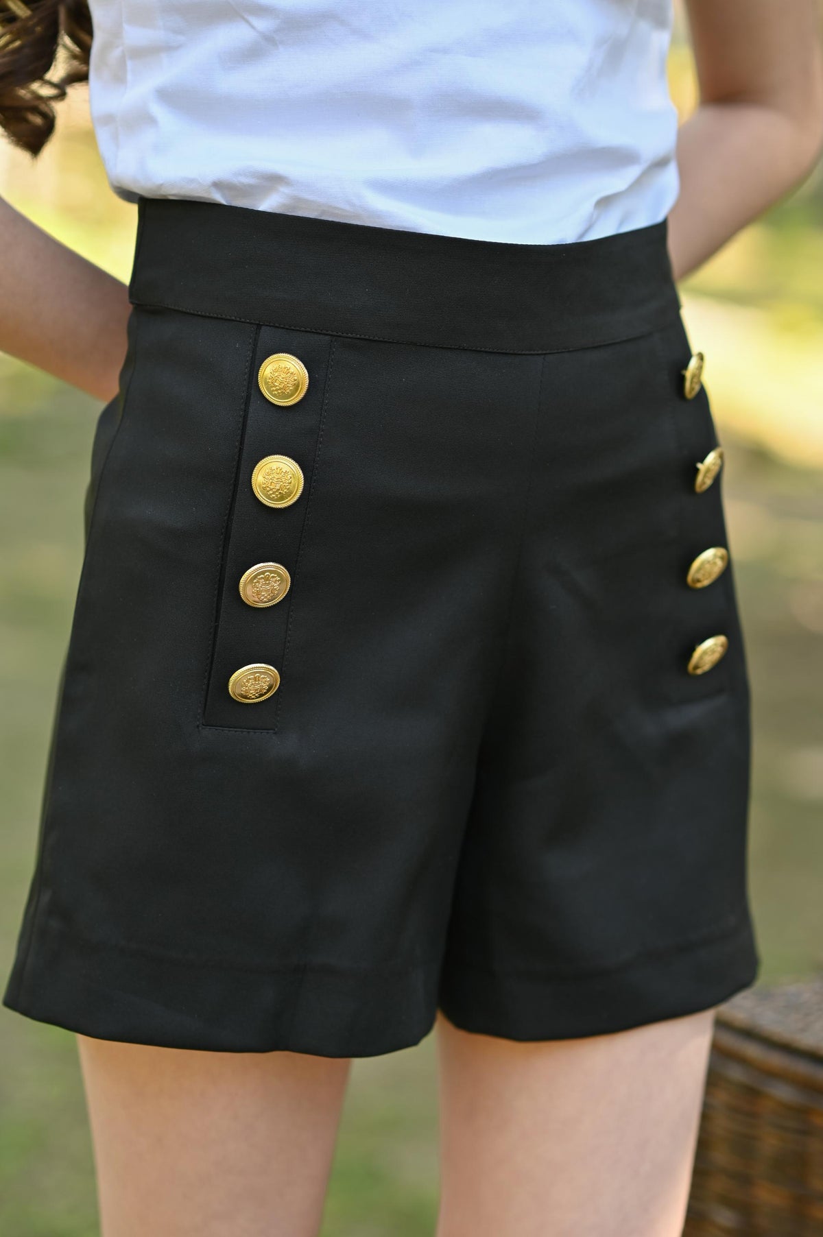 BLACK SHORTS