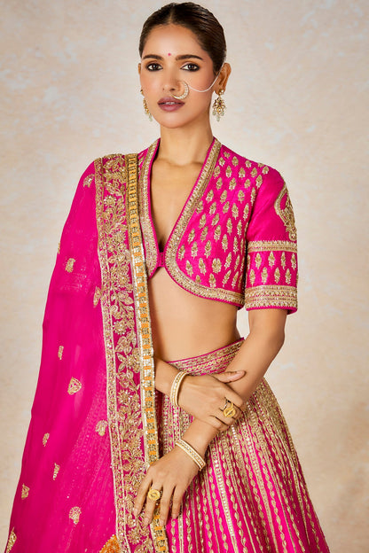 The Gulaab Cham Cham Lehenga