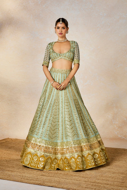 Kashni Lehenga