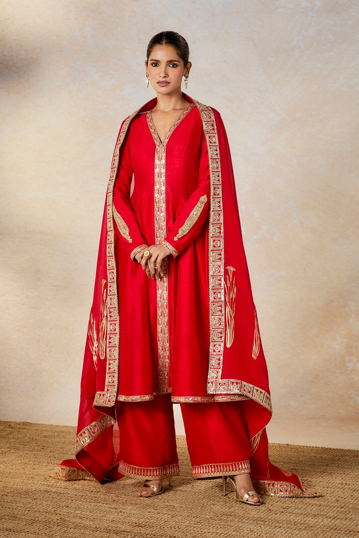 Red Whispering Lily Set