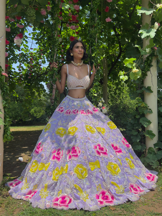 Manali Lehenga