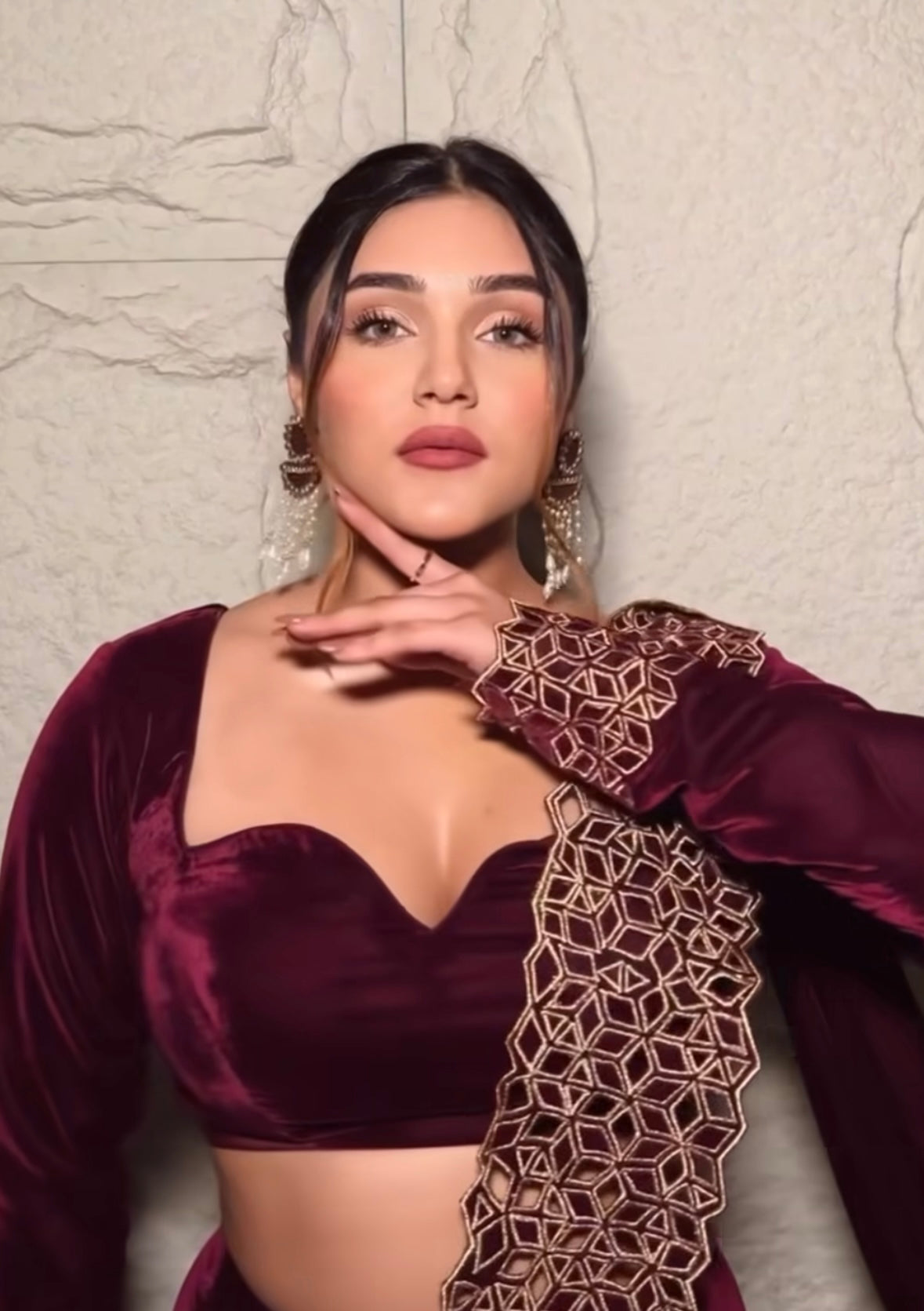 KHUSHI IN SAHAR SET