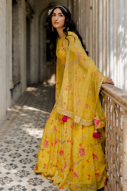REFA LEHENGA SET