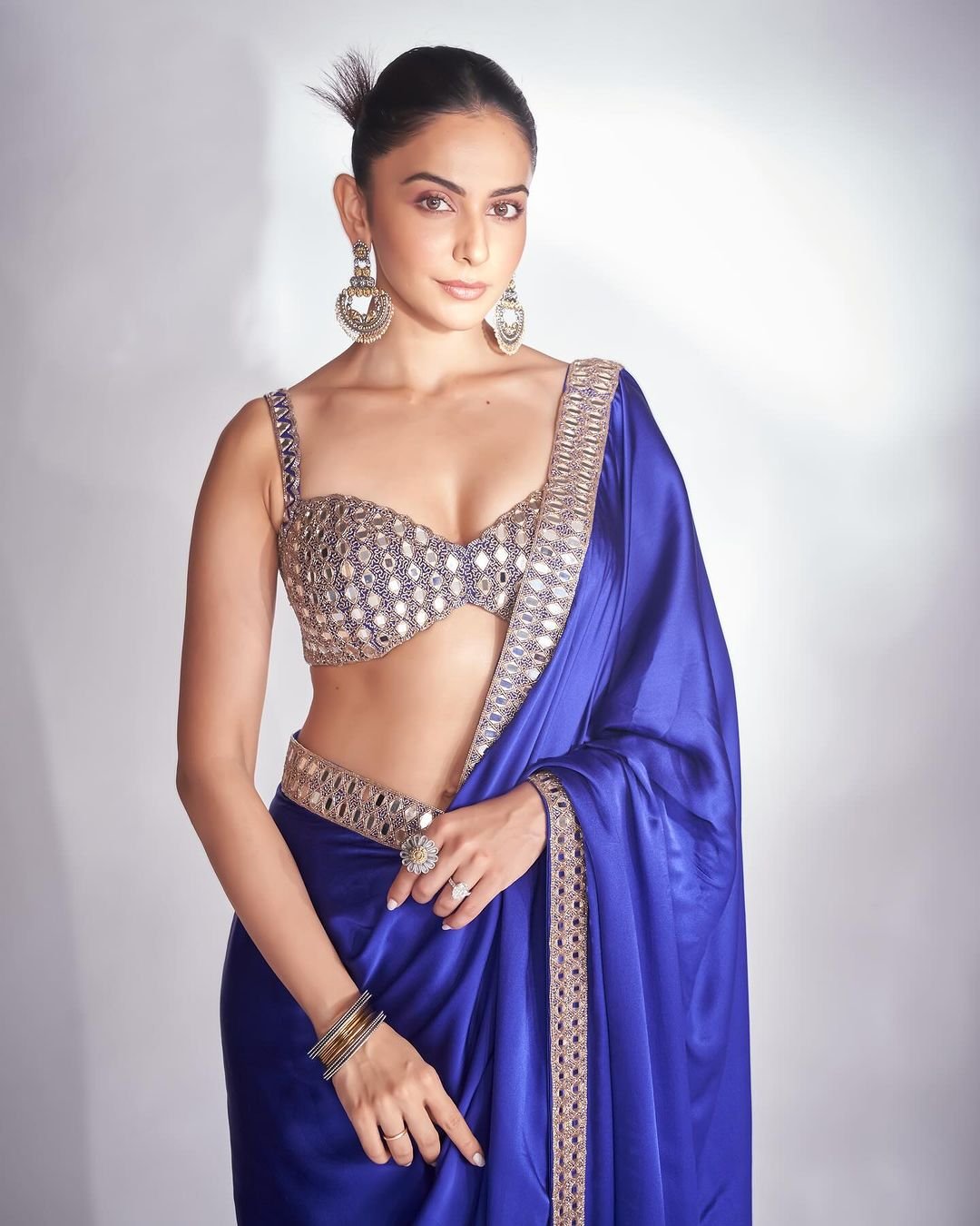 Persian Blue Mirror Satin Saree Set ( RAKULPREET SINGH )