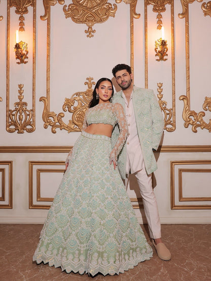 Avelyn Lehenga
