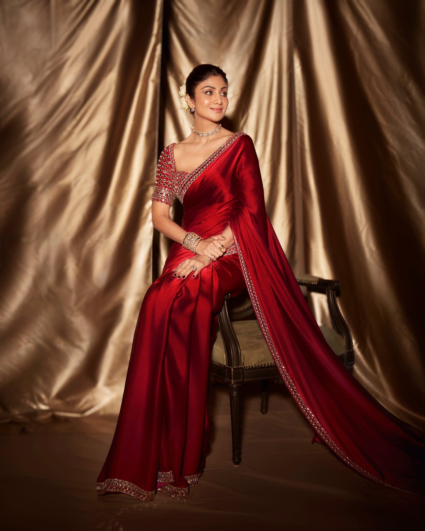 Crimson Red Satin Mirror Saree Set ( SHILPA SHETTY )