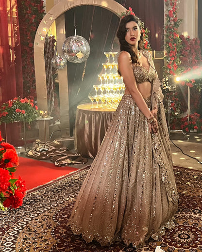 Light Beige Jugmug Sequins Lehenga Set ( SHANAYA KAPOOR )