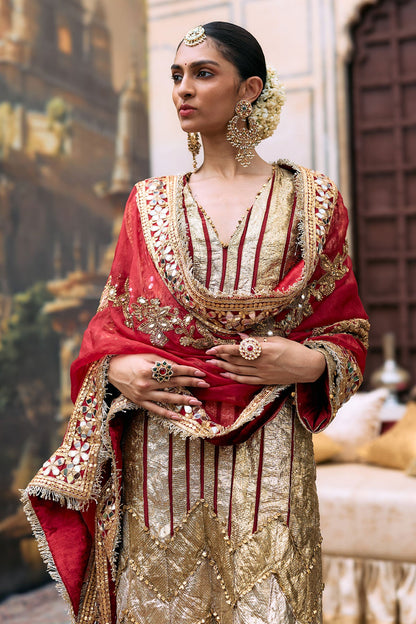 Suvarna Suit