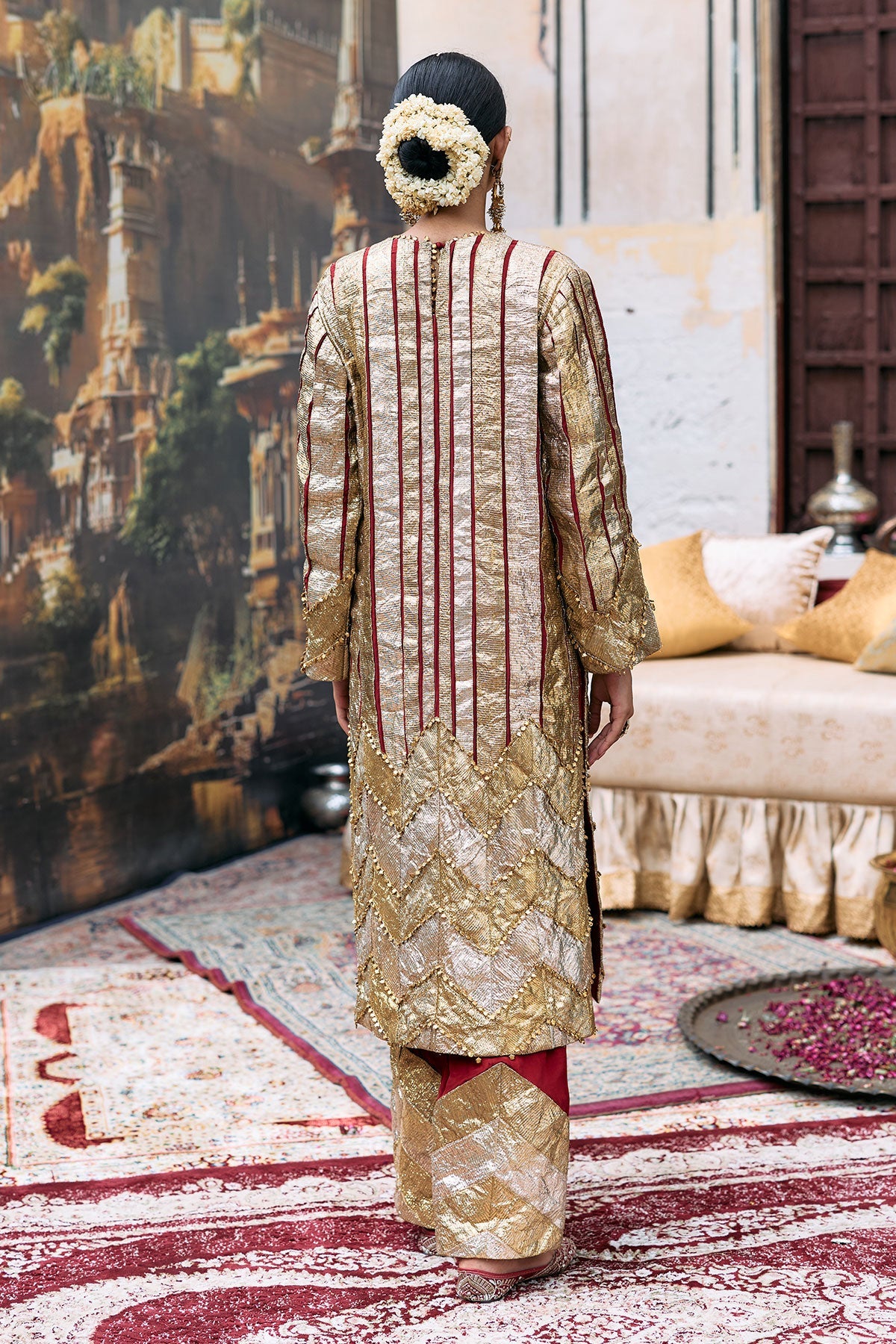Suvarna Suit