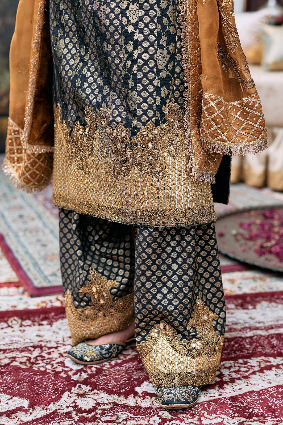 Samidha Suit