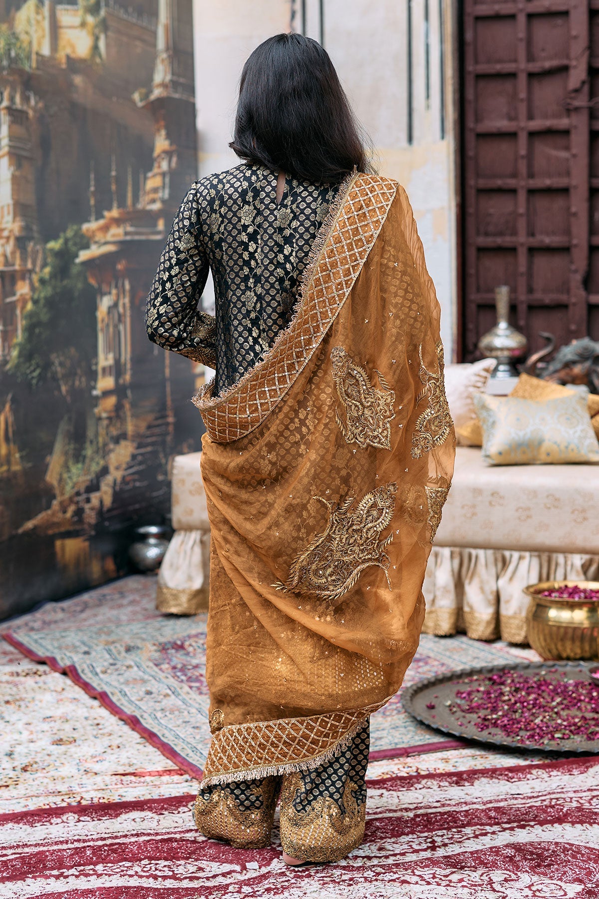 Samidha Suit