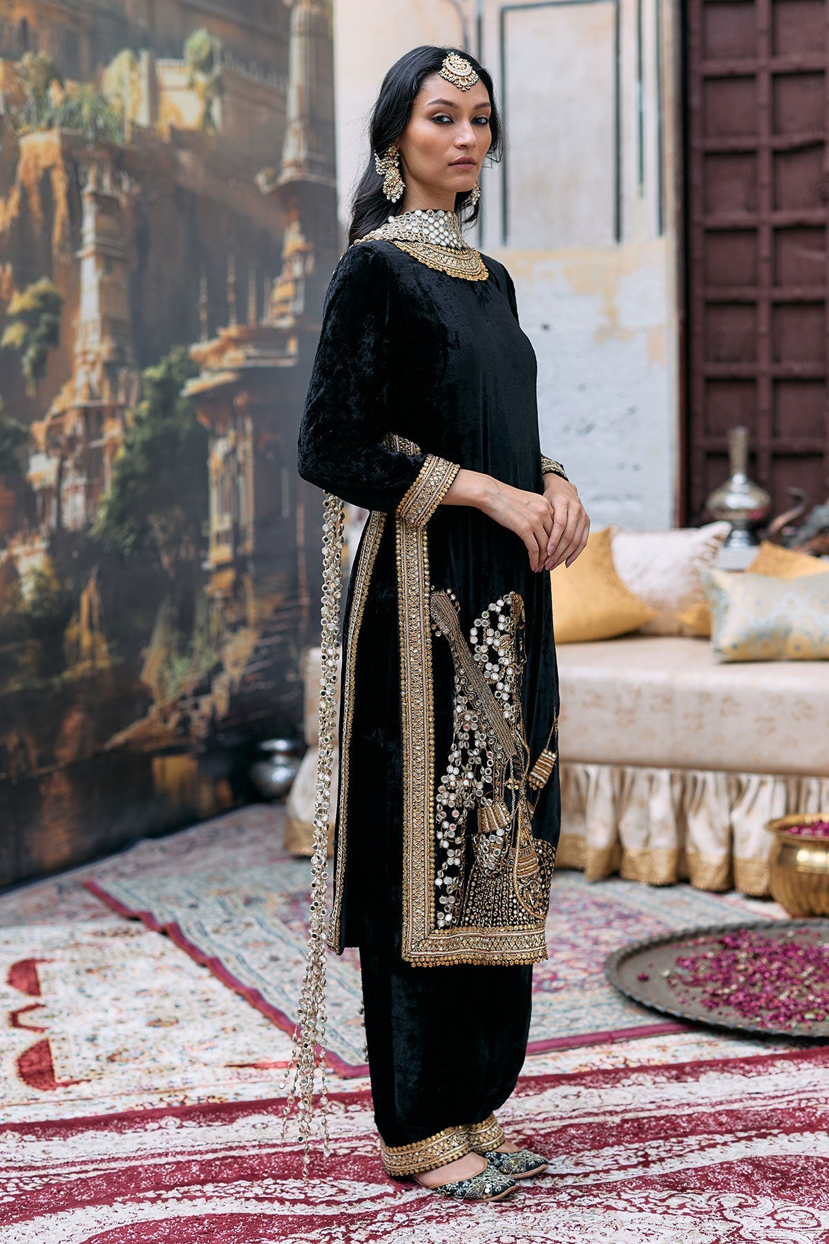 Maharani Suit