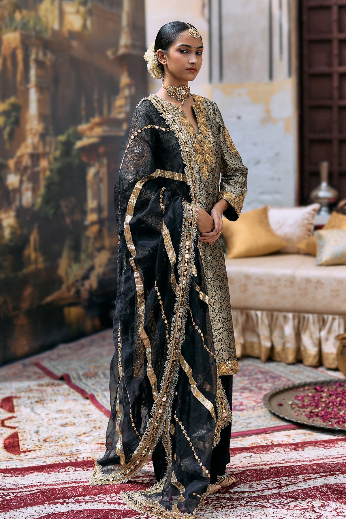 Mrinmayi Suit