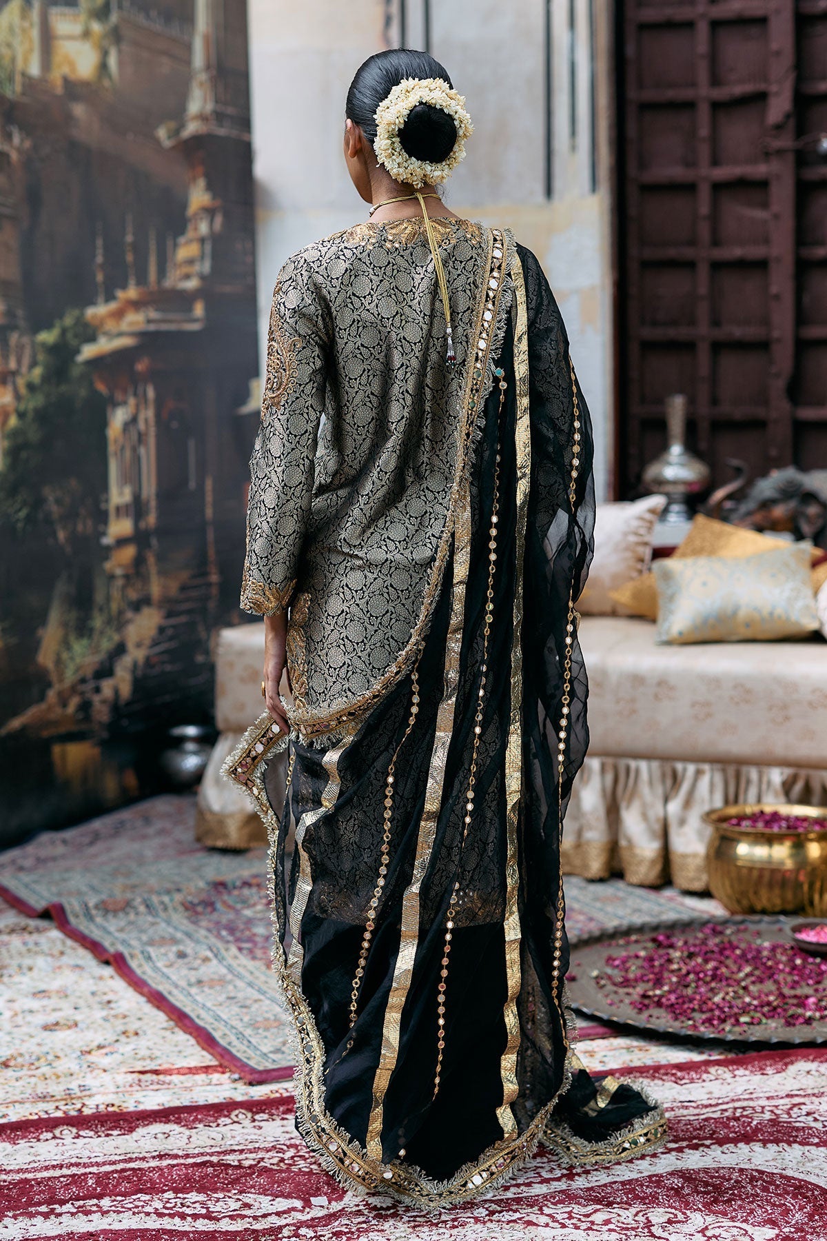 Mrinmayi Suit