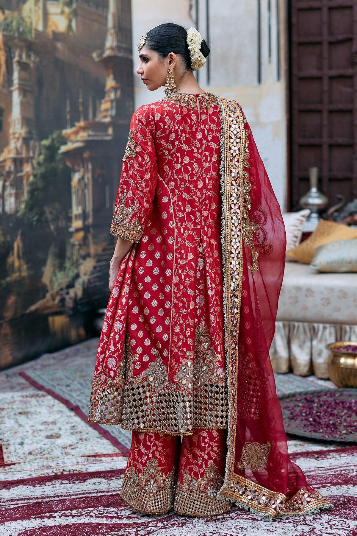 Lohita Suit