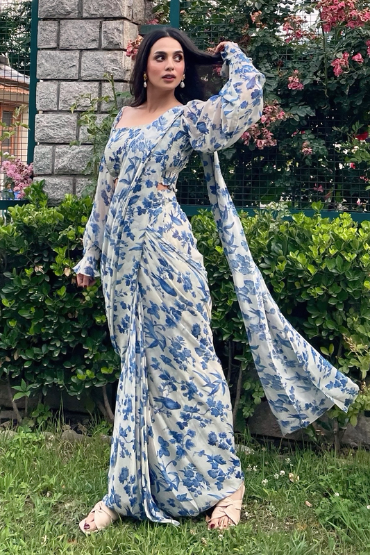 Neha Singh in the ARENA SAREE SET