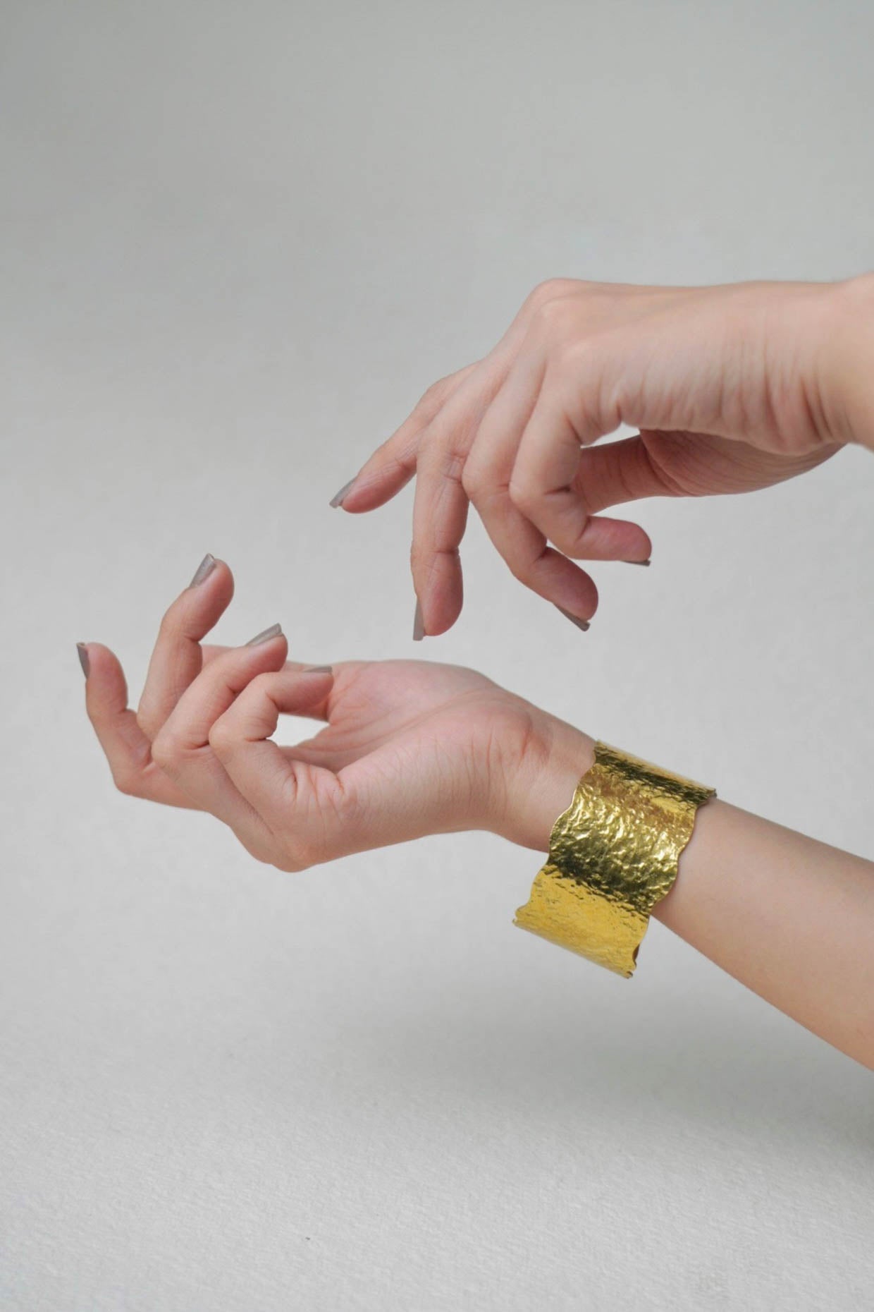 Oscillate